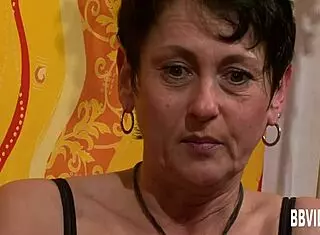 German milf masturbating in heels, so sexy 😍