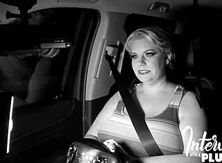 Milf bbw tiffany blake chats with a plumper behind the scenes