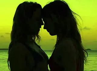 jia lissa threesomes with sonya in paris