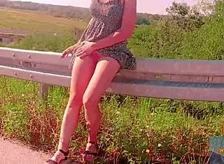 I feel so sexy during outdoor masturbation with toys