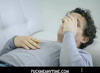 Young Guy Has His Way With Milf And Teen Blake Blossom Lily Lane