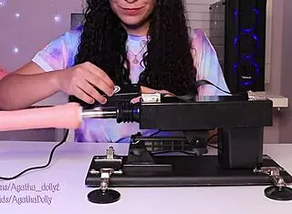 Agatha Dolly开箱新性爱机器