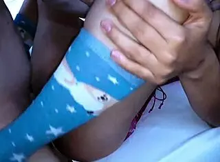 Stepfather Boldly Fucks Girlfriend's Wet Pussy After Classes for Creampie