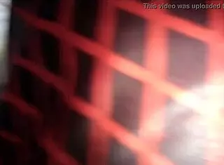 usando enorme dildo en mi hermanastra