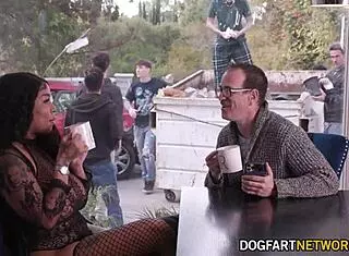 黑珍珠Paris The Muse大战10根屌狂颜射