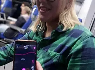 在火车上远程控制我的狂野高潮！