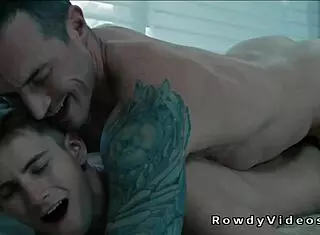 podcaster anal fucks twink mail carrier at the beach house with monster cock 😈