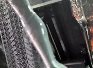 新妹子动漫风详细姿势写真模特