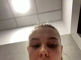 Squirting and masturbating in gym