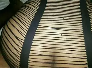 Petite babe in homemade doggystyle creampie with daddy