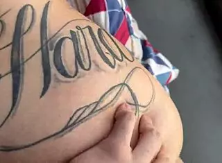 闺蜜把我送给她老公随便操