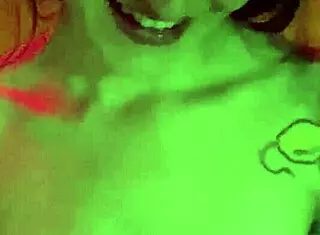 纹身美女sandraxo1被绑深喉口爆