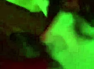 纹身美女sandraxo1被绑深喉口爆