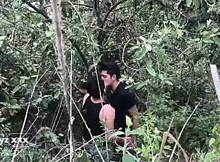 森林里无套狂干超刺激！第一部