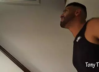 Contos do proibido ep 2 o segredo do pole dance com tony tigrao e teh angel?