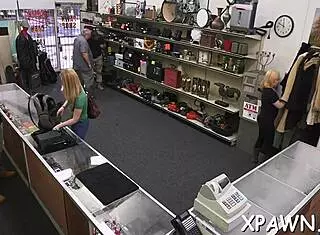 lovely doxy sucks cock in shop 😏