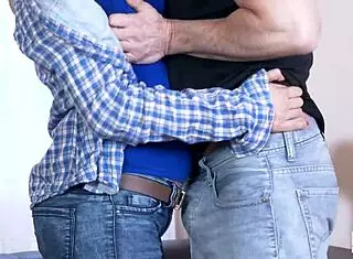 Aida, the busty neighbor, gets fingered and fucked to orgasm 😊