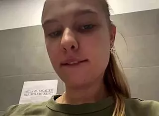 Extreme fingering close up 😈