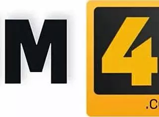 Wife worships husband's ass in kitchen