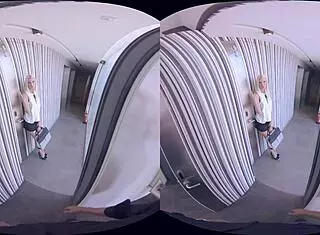 Virtual Real Porn Com Features Doorbell Seller in 3D