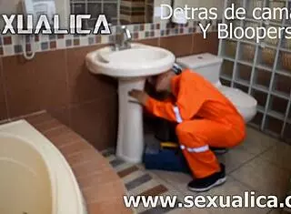 mi primer anal con mi hermana y el gasfitero, pero se equivocaron en las camaras porno peruanas, mirala completa en nuestra web