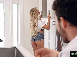 Spyfam Step Dad Finally Gets His Easter Day Fuck