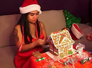 Let's make a gingerbread house together, part 2