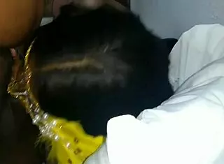 Latina With Big Pussy Gets Deepthroat Homemade