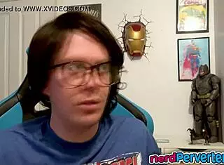 Beautiful angel receives cock in mouth during casting interview