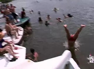 Party turns wild with topless fun on Lake Ozarks houseboats