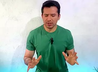 Intriguing penetration of muscular coach by young big cock at gym