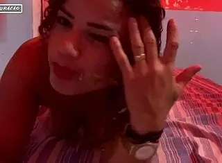 i love showing off my beautiful body with toys to satisfy clients in homemade bedroom fun