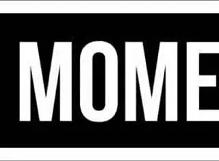 Mi hermanastra webcam me envia video probandose una tanga nueva upskirt big tits big ass latina.