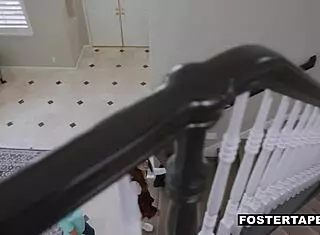 Aria Skye狂干Misha Mynx！