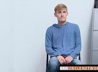 金发健男办公室狗爬式被BBC警察爆菊