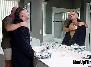 My girlfriend turns me with Ray Boogie & Killion Knox action. Their muscular gay handjob for ManUpFilms gets wild.