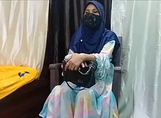 Indian Muslim Wife Has Hardcore Sex with Husband, Including Anal and Oral.