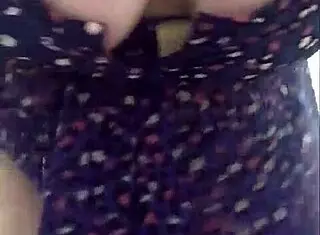 come with me to the bathroom for a quick piss