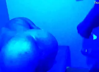 士兵桑拿里猛干黑人大屌