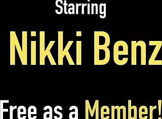 Nikki Benz Fucks Pussy In Lesbian Muff Diving