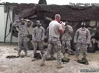 熊裝首次光頭洞性愛