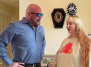 Much older boyfriend meets the parents on thanksgiving with skylar vox in 4k!