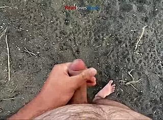 Solo Hentai Star Masturbates Under a City Bridge