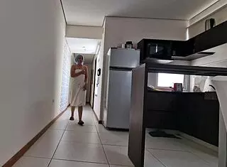 young latina sucking pizza guy's cock hard