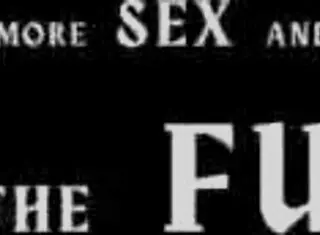 i'm helpin goth effy cutie remove her bikini, big ass tattooed legs roleplayin sex