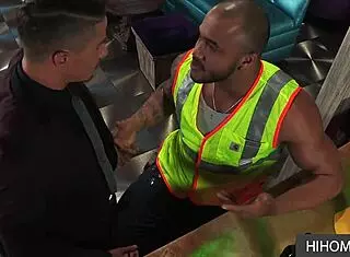 Submissive Gay Toy Skyy Knox Gets Fucked By Jason Vario In Doggy Style