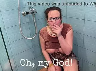 Slutty Girl Thrilled to Get Pissed and Banged by Two