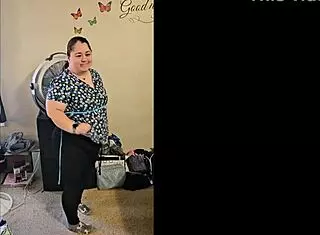Bbw Dances To Milkshake