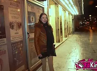 Melanie Dior's night routine: sucking dicks in public 😈