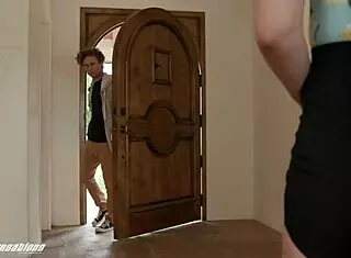 Babysitter Plays Naughty When Mom’s Away